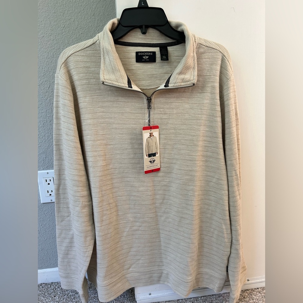 NWT Dockers Men's Cream Quarter Zip Sweater size M